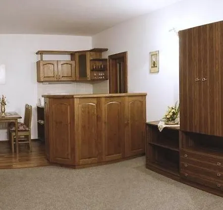 Konukevi Privat Bella 3*